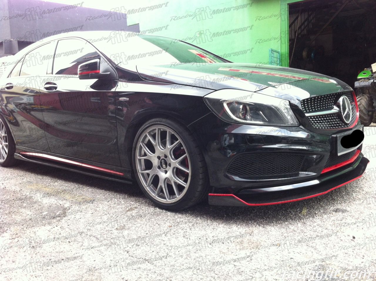 W176 A CLASS Revozport Carbon Bodykit